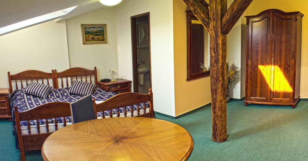 Hotel Zlata Stoupa Kutná Hora Chambre photo